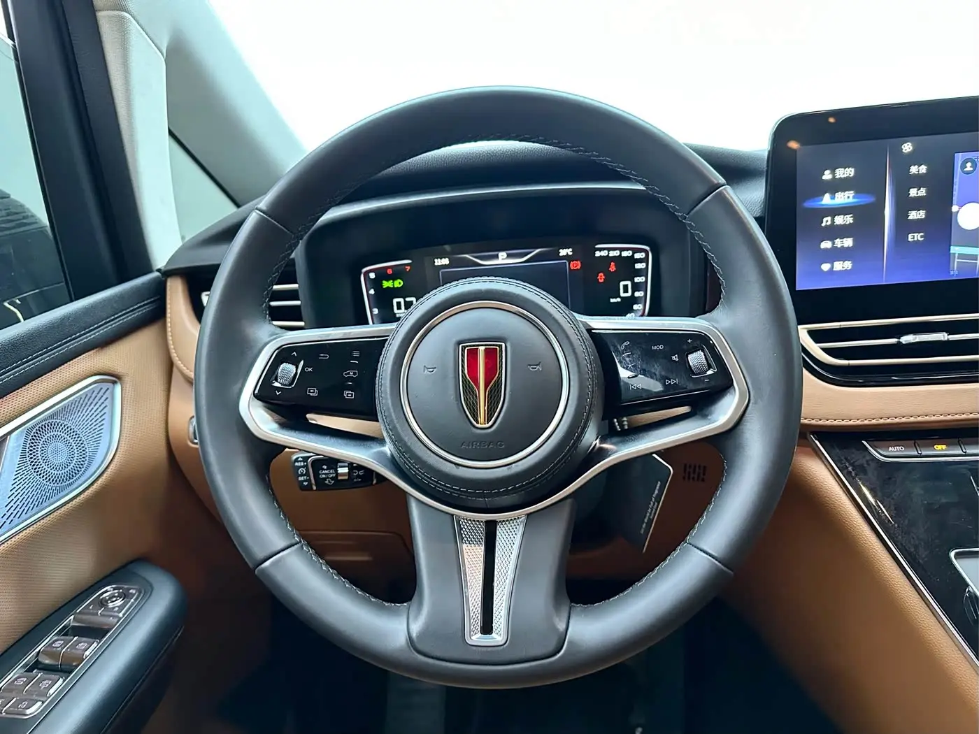 Hongqi HQ9 2022 — ფოტო 18/18