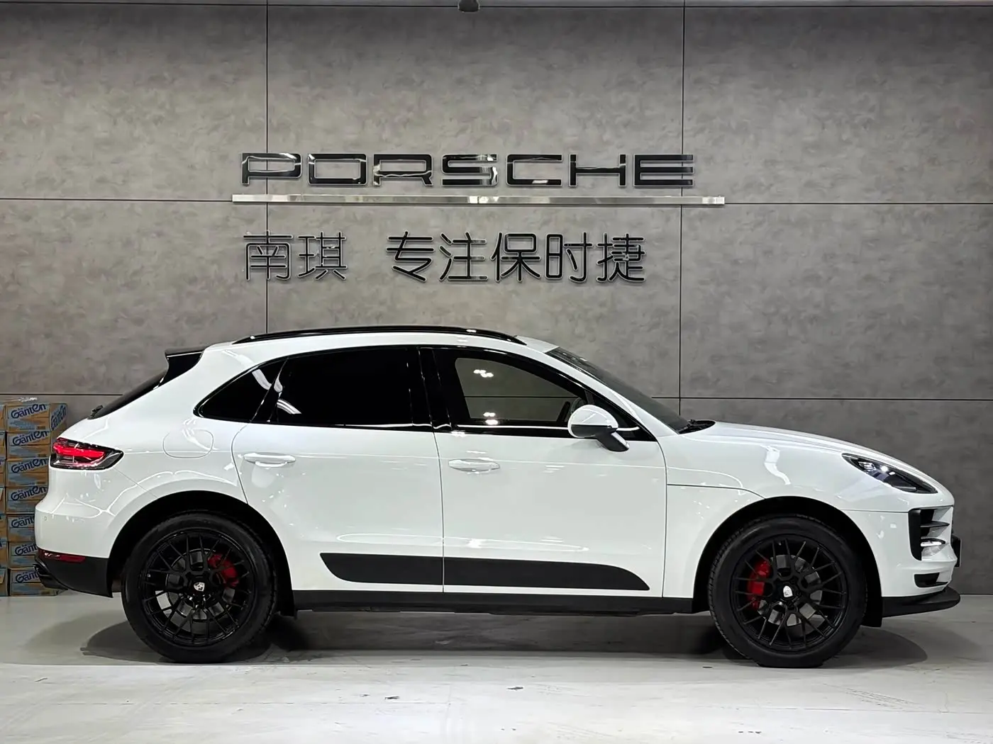Porsche Macan 2021 — Photo 4/18