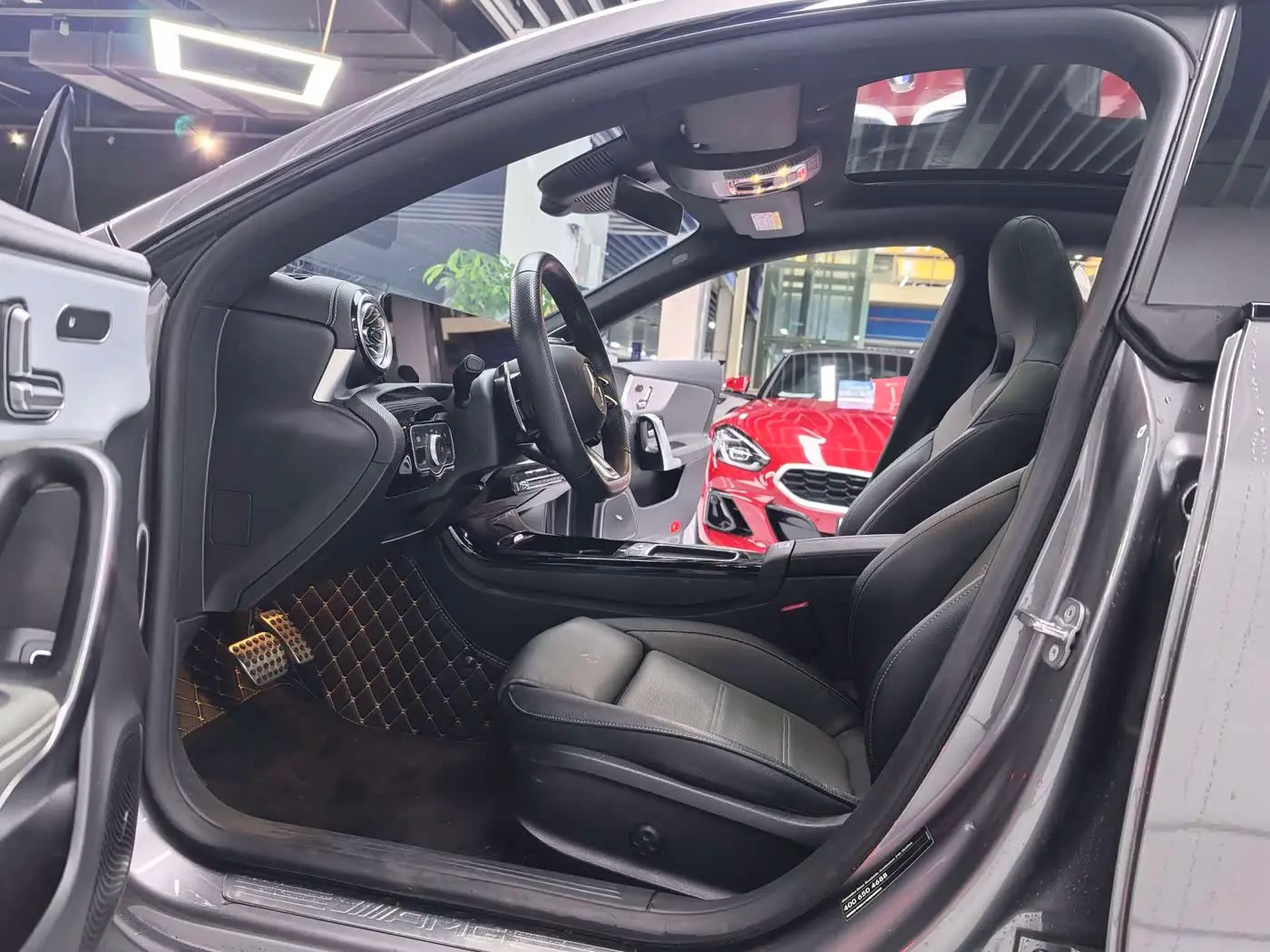Mercedes-Benz CLA AMG 2024 — Фото 6/16