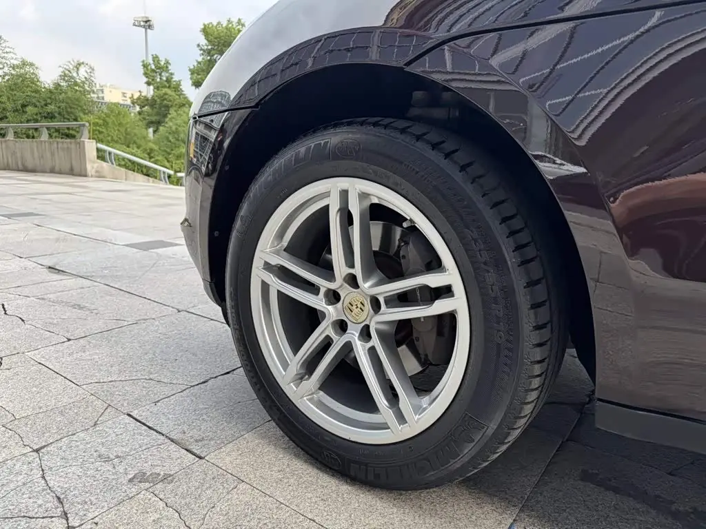 Porsche Macan 2019 — Photo 12/13