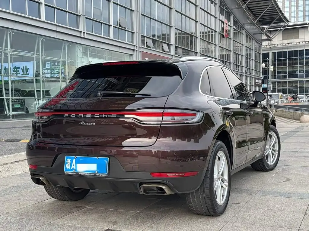 Porsche Macan 2019 — Photo 4/13