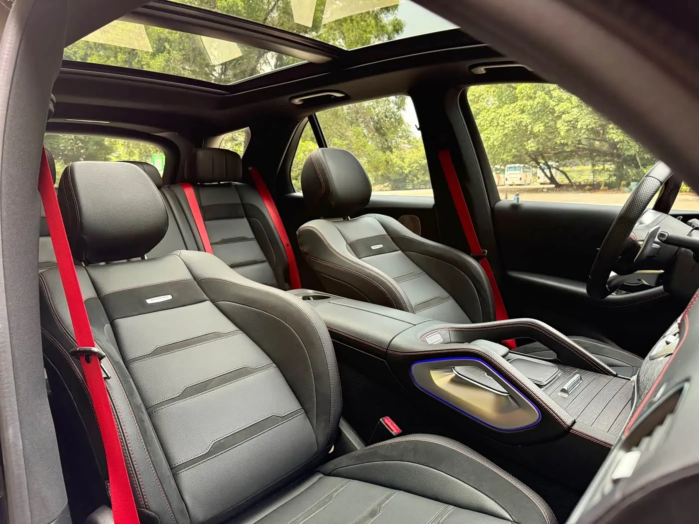 Mercedes-Benz GLE AMG 2021 — Фото 15/20