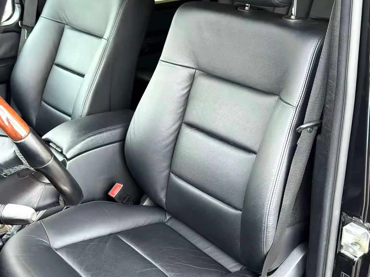 Mercedes-Benz G-Class 2011 — ფოტო 16/18