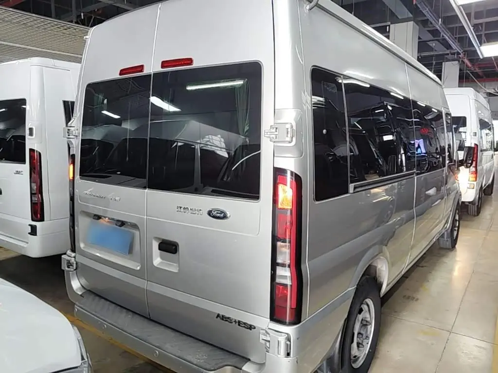 Ford New Generation Transit 2021 — ფოტო 6/20