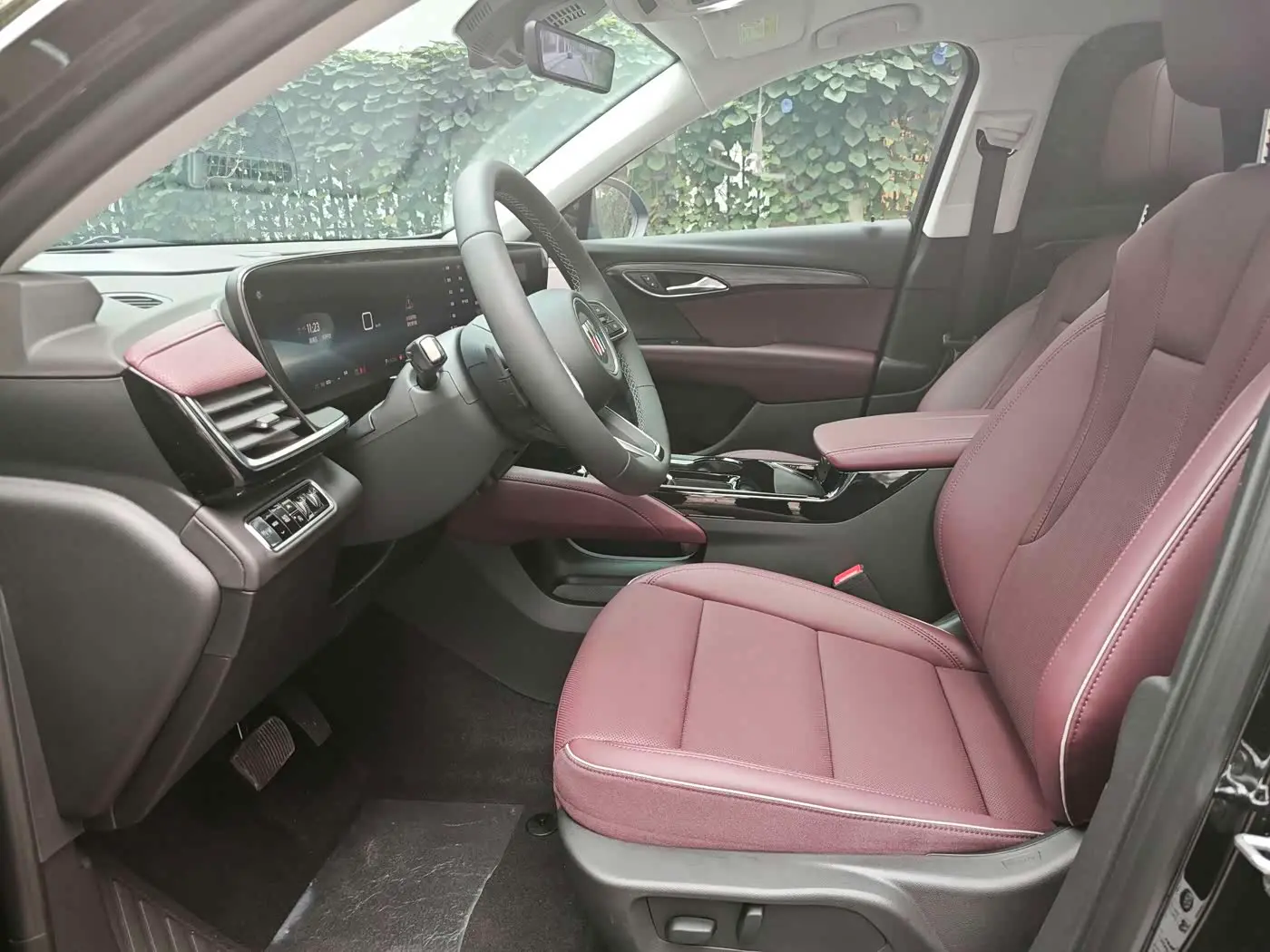 Buick Envision Plus 2026 — Photo 15/20