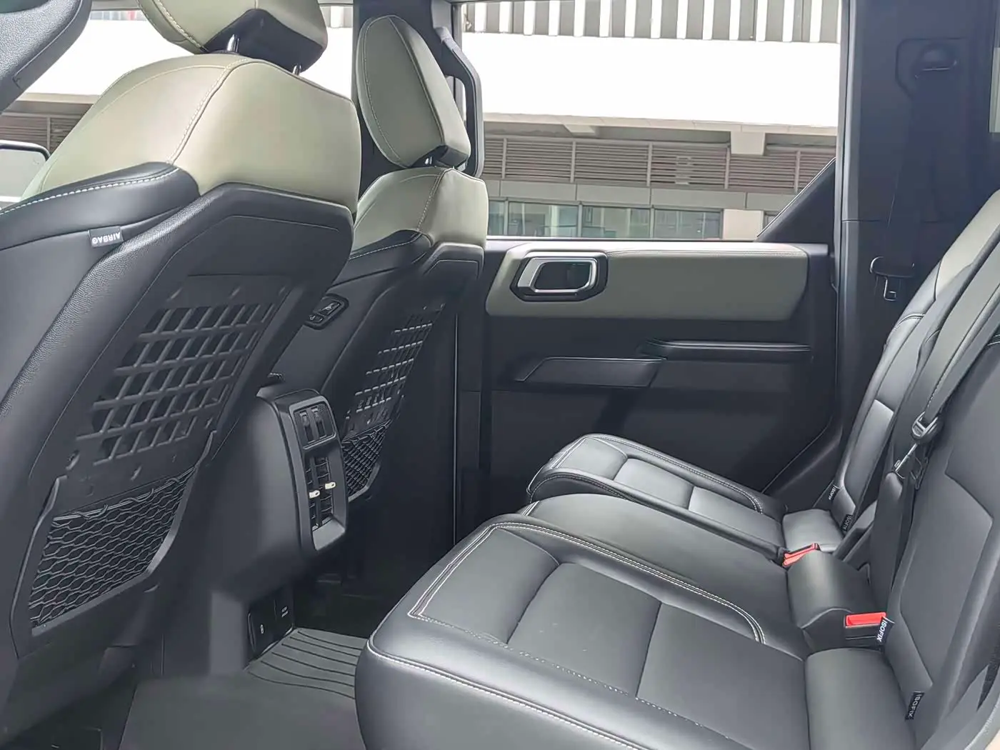Ford Bronco 2024 — Photo 10/14