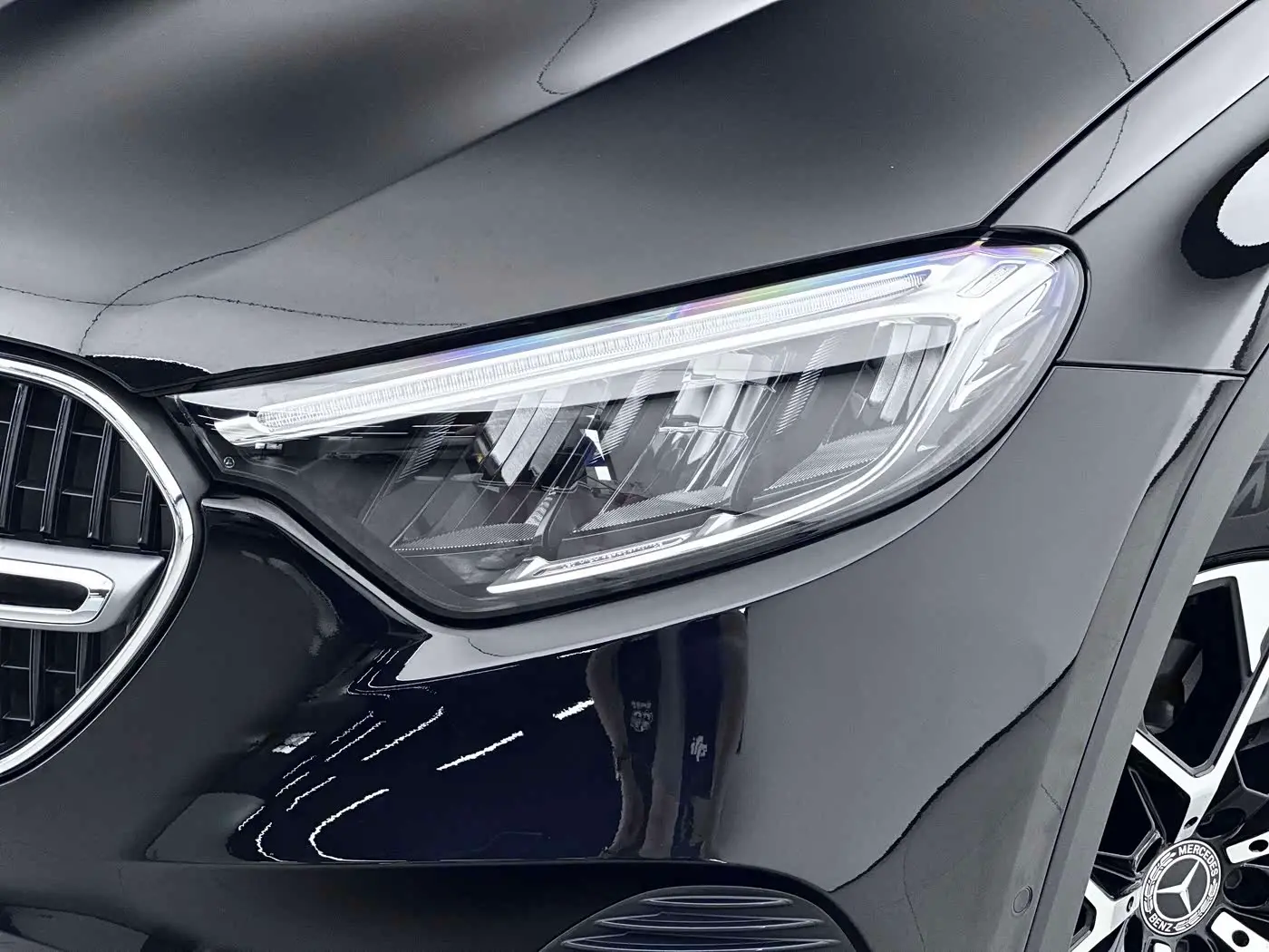 Mercedes-Benz GLC 2023 — Photo 13/16