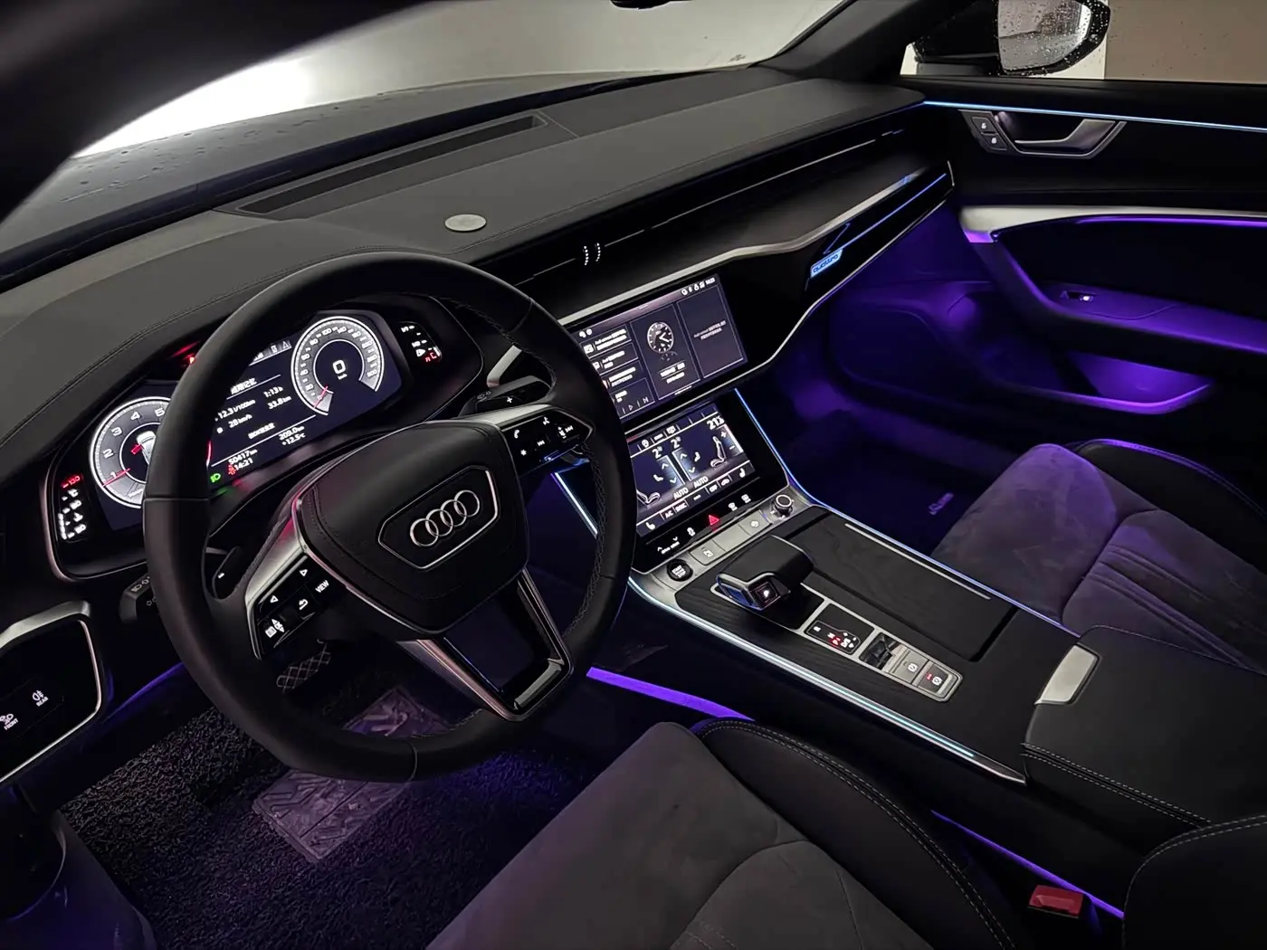 Audi A6L 2023 — Photo 5/10