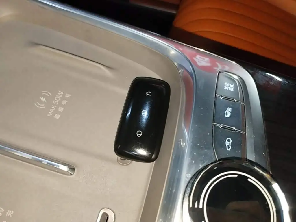 Geely Galaxy Galaxy M9 2025 — Photo 17/20