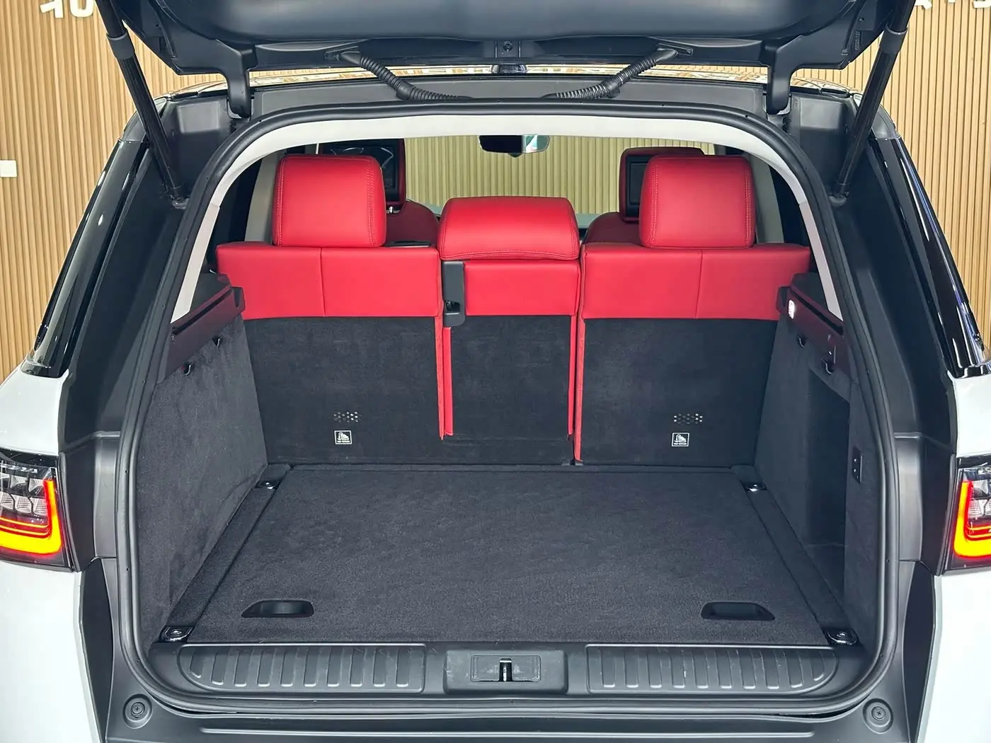 Land Rover Range Rover Sport 2021 — Photo 15/15