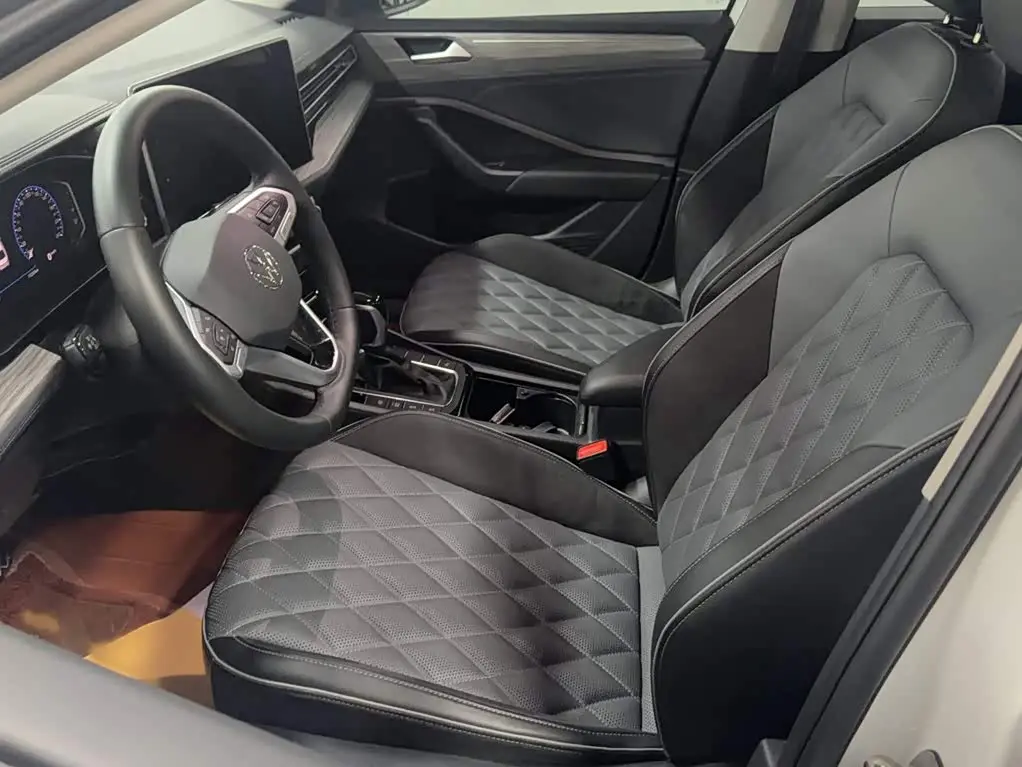 Volkswagen Sagitar 2025 — Photo 16/18