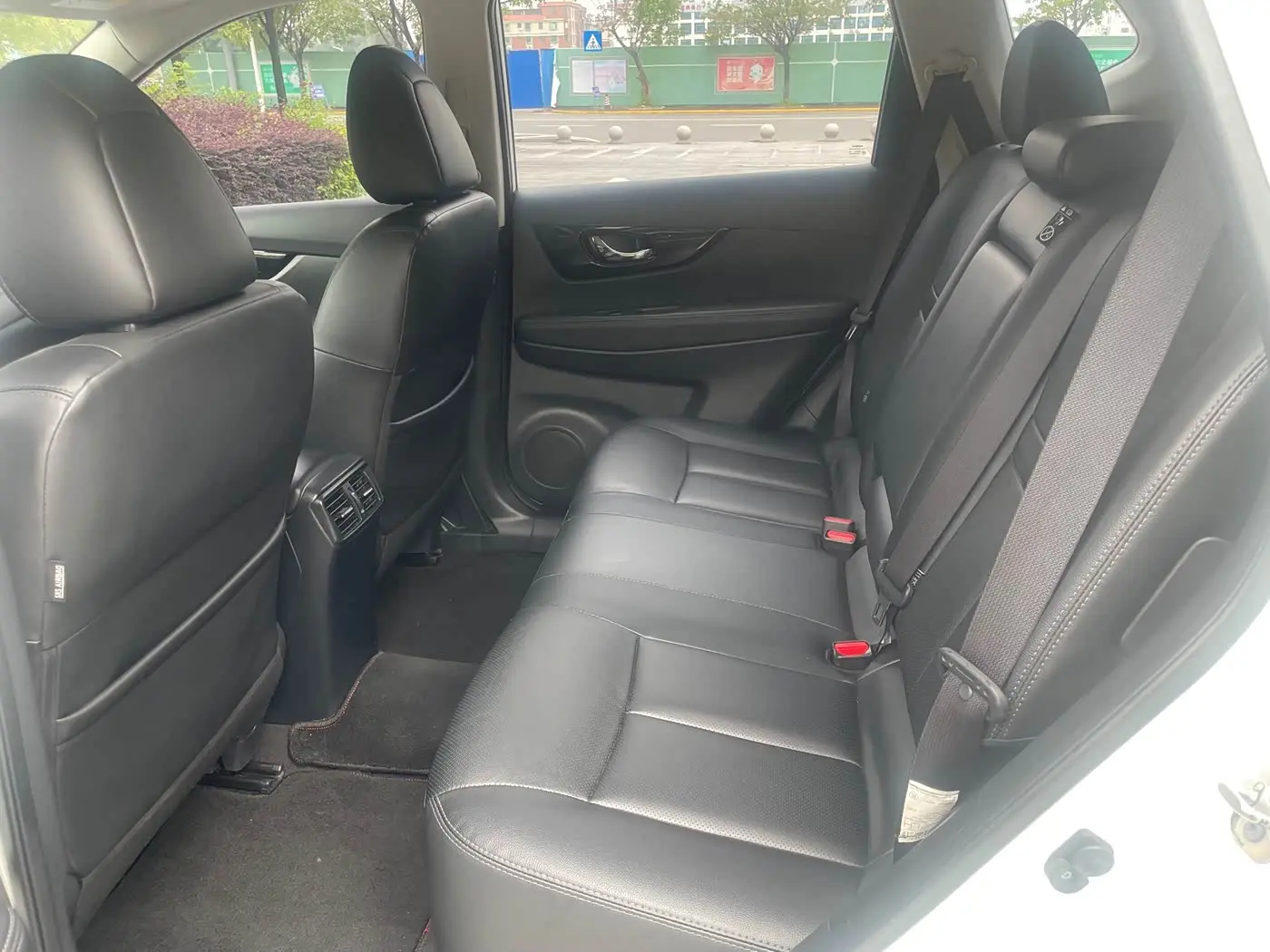 Nissan X-Trail 2021 — Photo 10/16