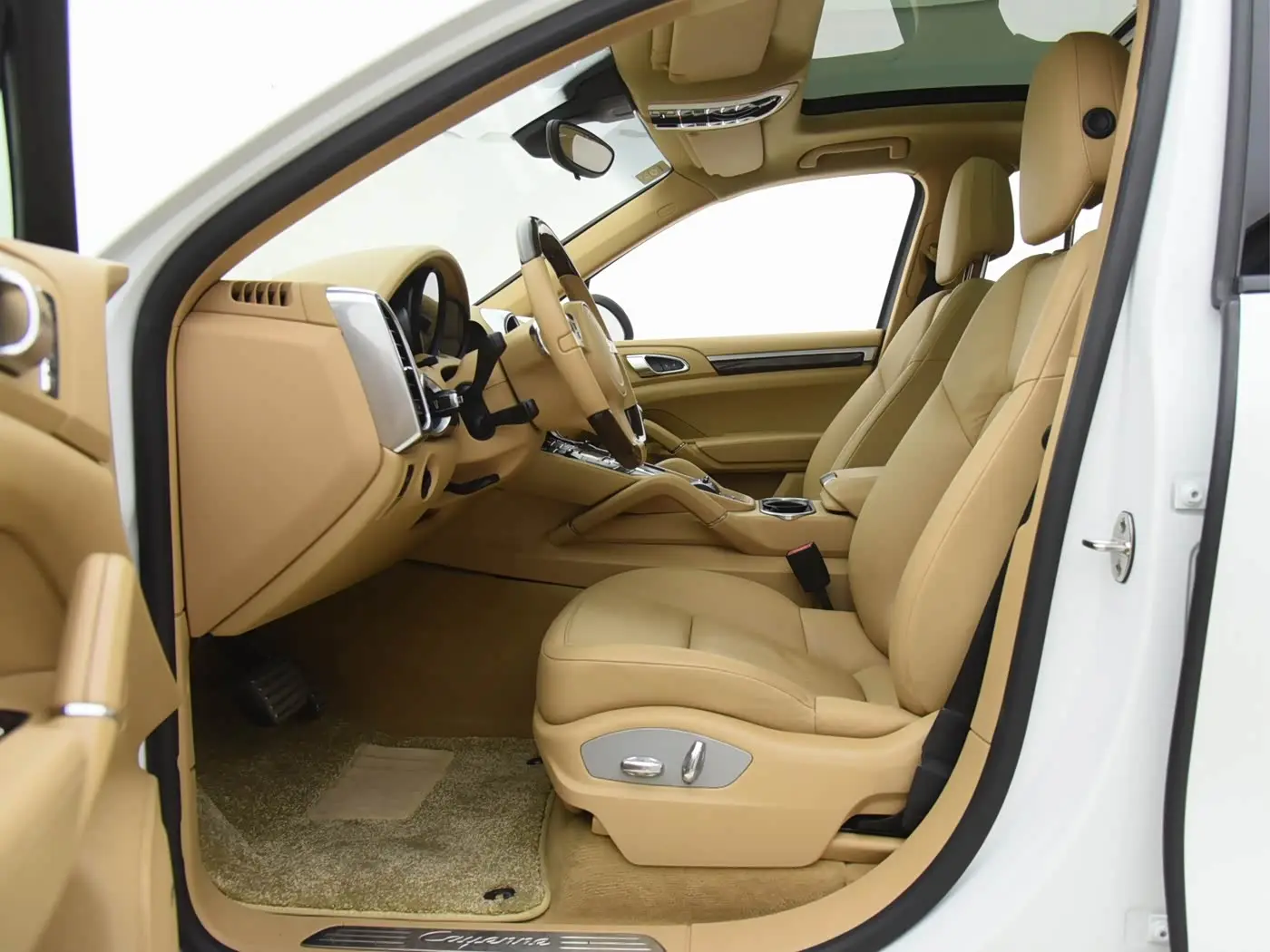 Porsche Cayenne 2013 — Photo 12/15