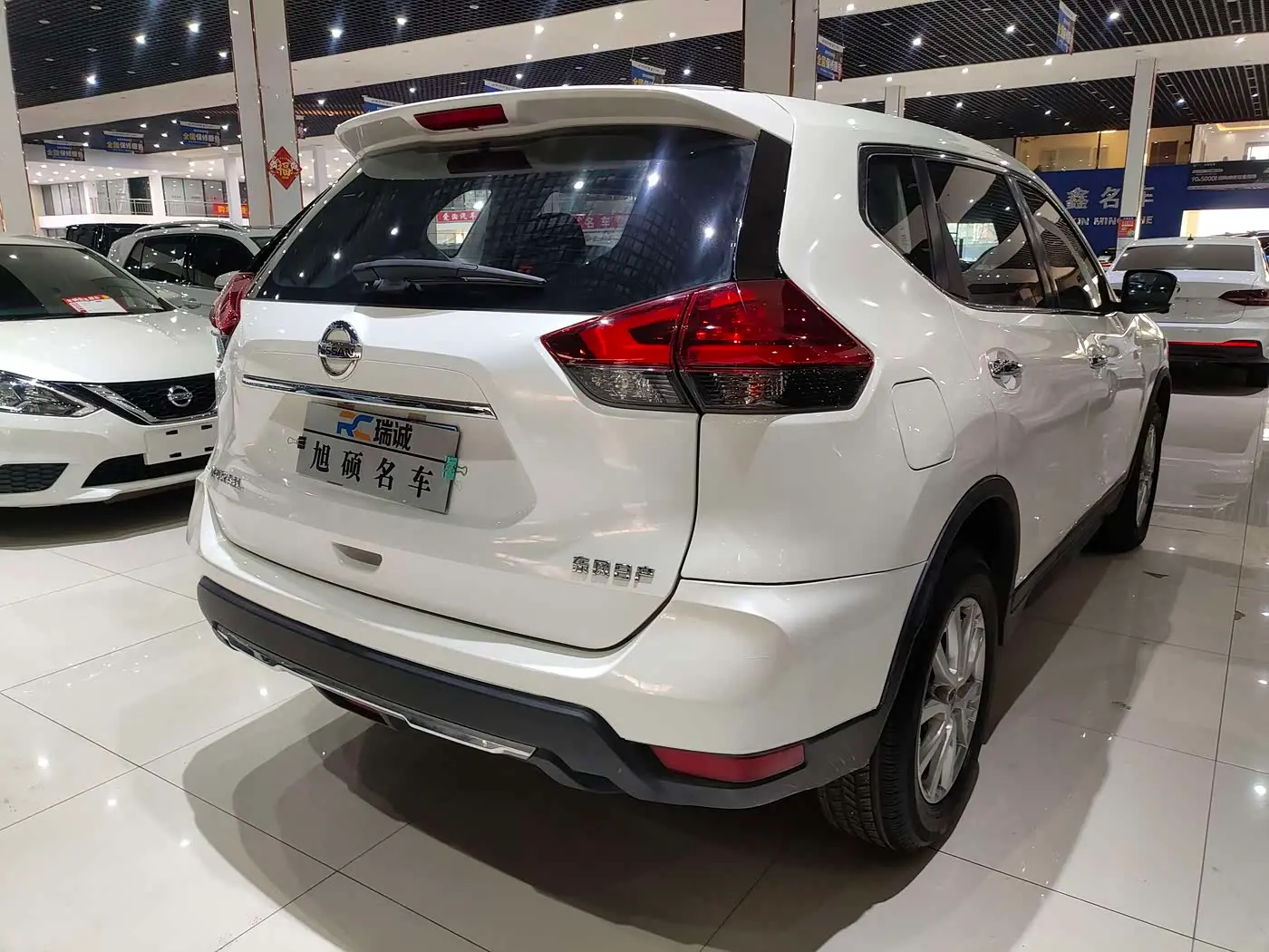 Nissan X-Trail 2021 — Şəkil 14/14