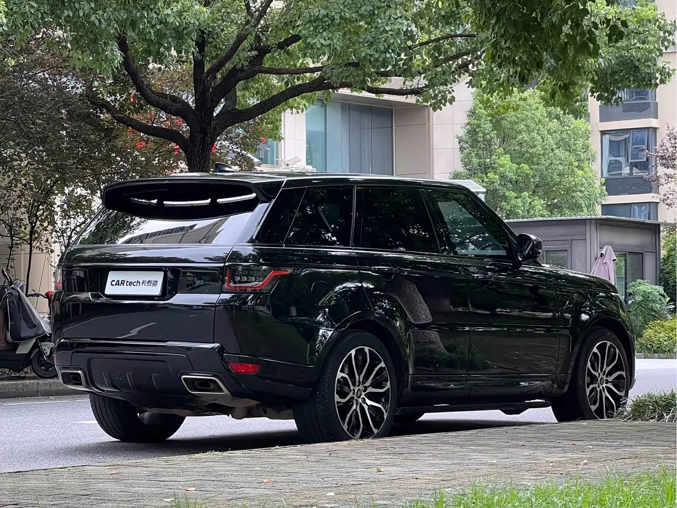 Land Rover Range Rover Sport 2022 — Photo 5/20