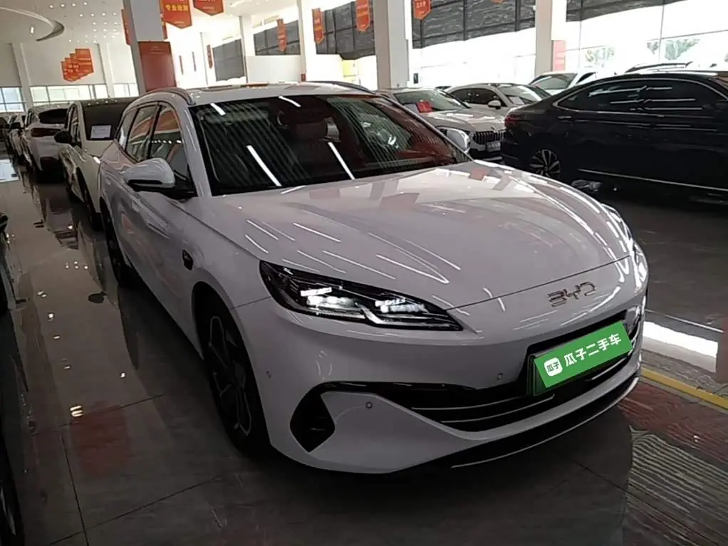 BYD Seal 06 DM-i Touring 2025 — Фото 4/20