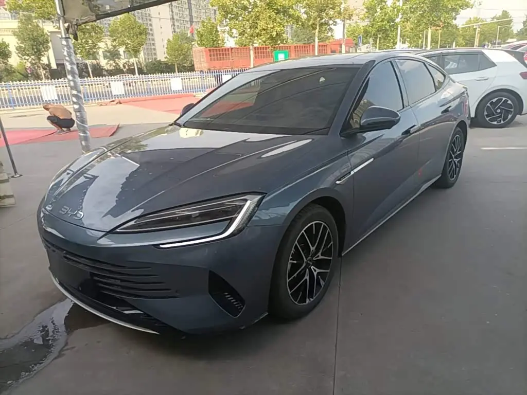 BYD Seal 2023 — Фото 2/20