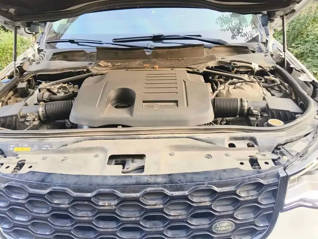 Land Rover Discovery 2021 — Photo 3/13