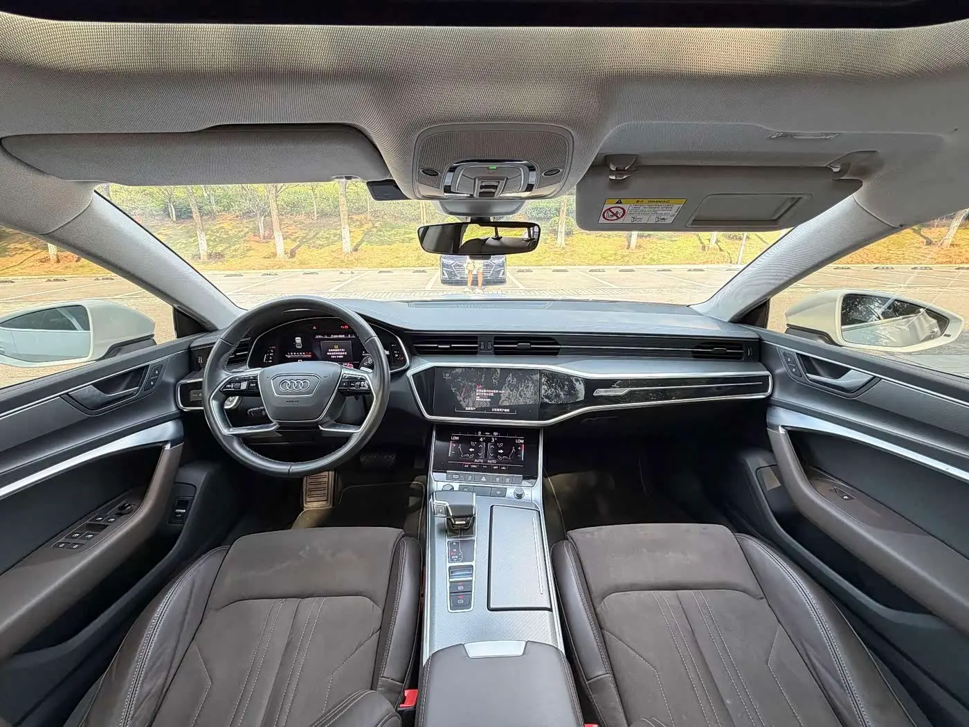 Audi A7L 2023 — Photo 3/7