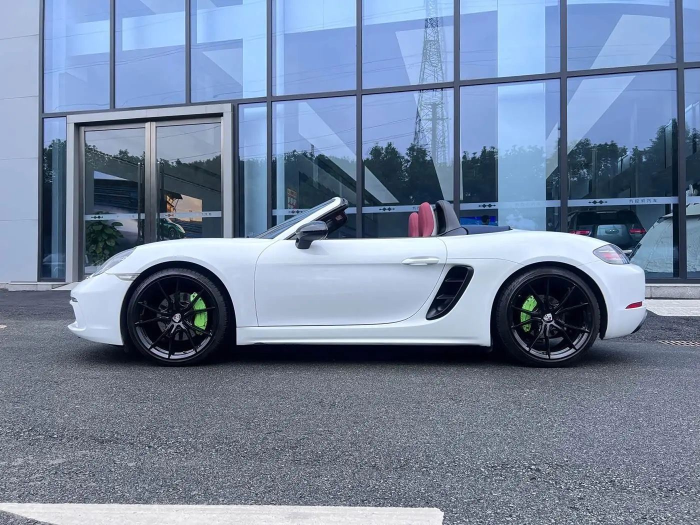 Porsche 718 2019 — Photo 7/20