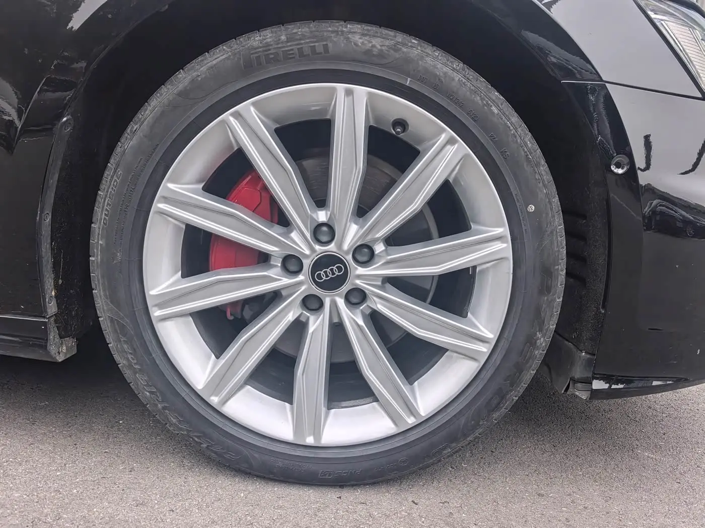 Audi A6L 2022 — Şəkil 14/17