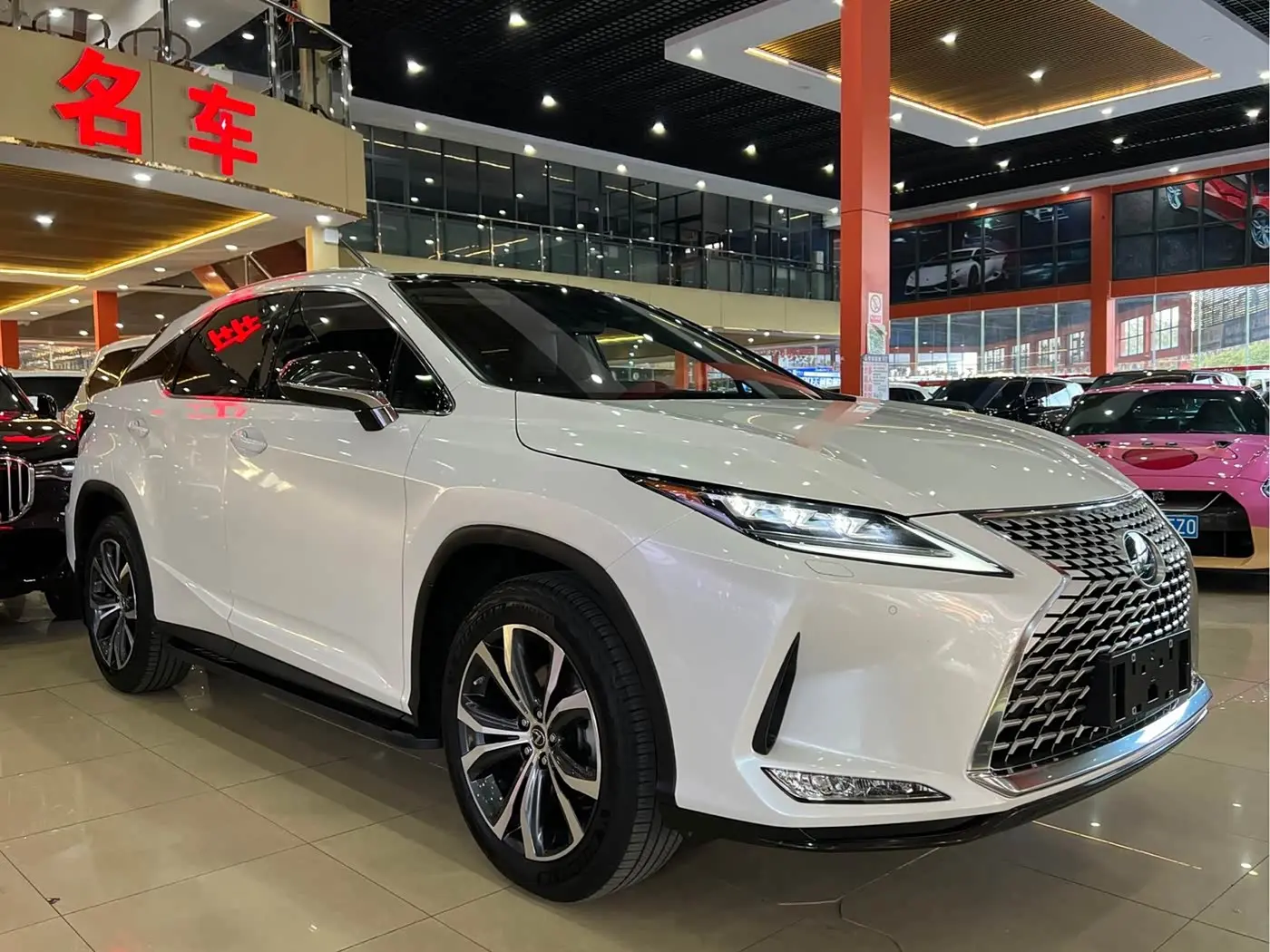 Lexus RX 2022 — Photo 3/17