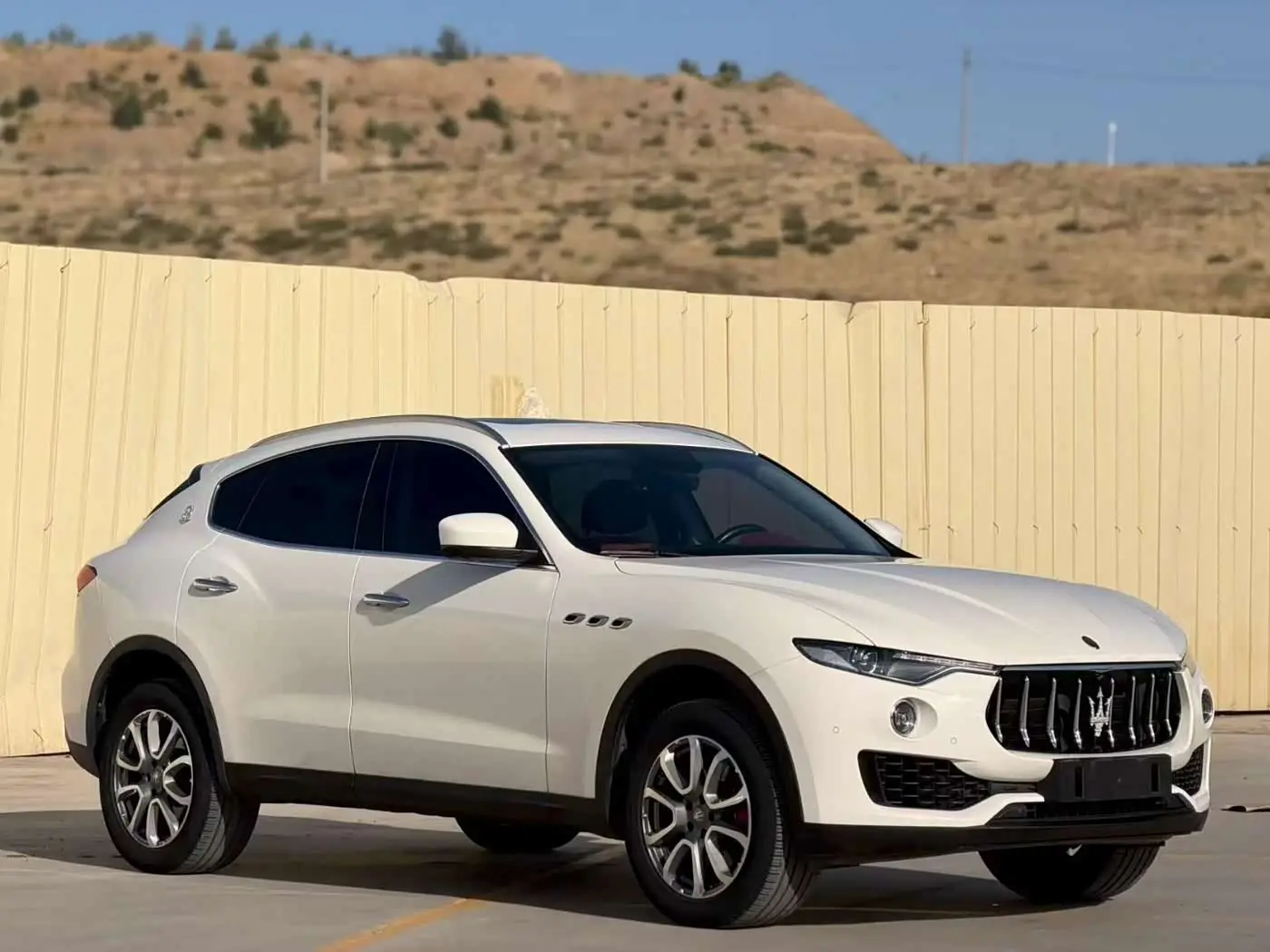 Maserati Levante 2018 — Фото 3/9