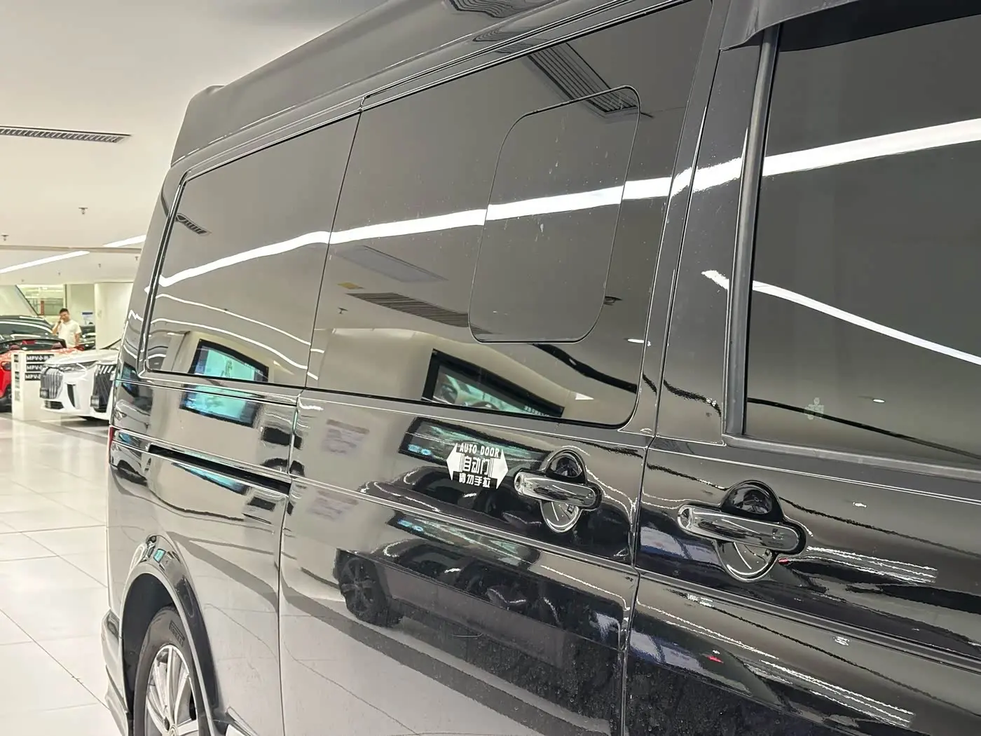 Volkswagen Caravelle 2020 — Photo 15/16