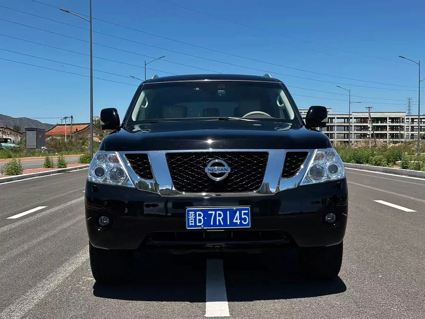 Nissan Patrol 2015 — Photo 2/10