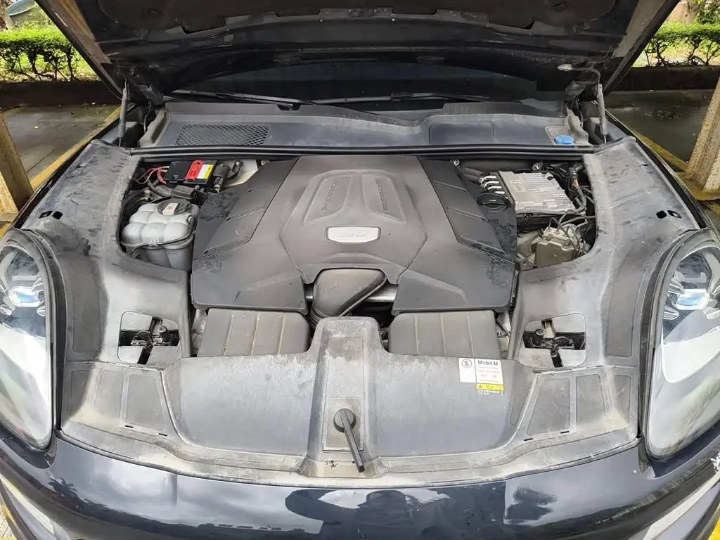 Porsche Cayenne 2020 — Photo 16/16