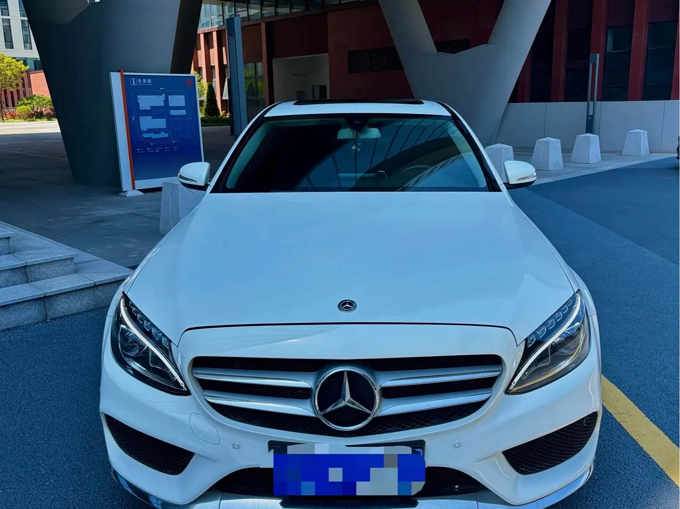 Mercedes-Benz C-Class 2018 — Şəkil 2/9