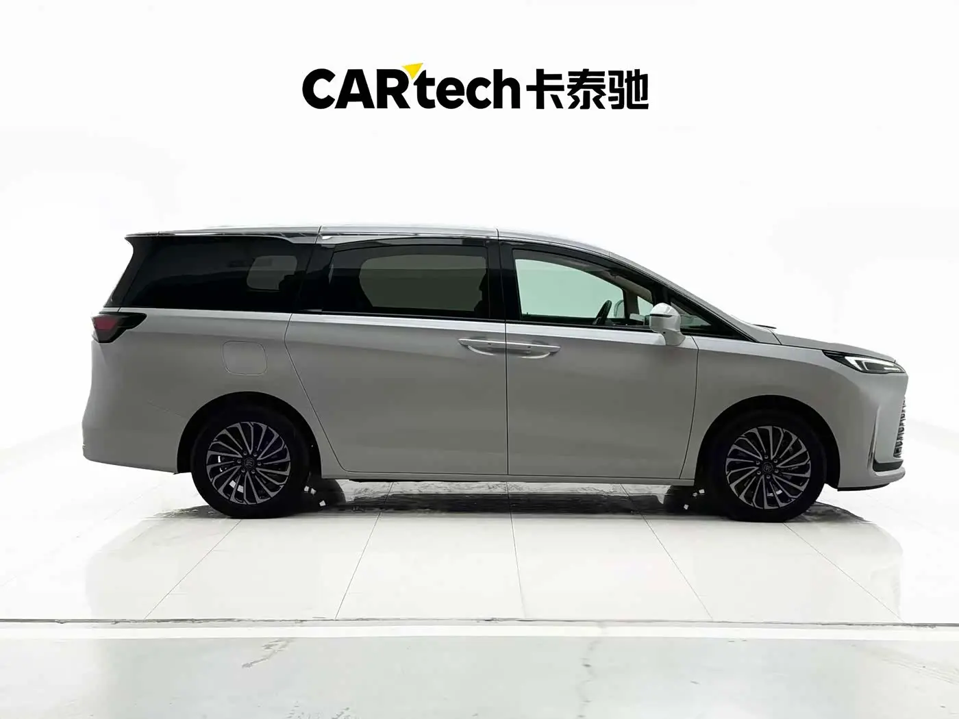 Buick GL8 New Energy 2025 — Photo 5/20