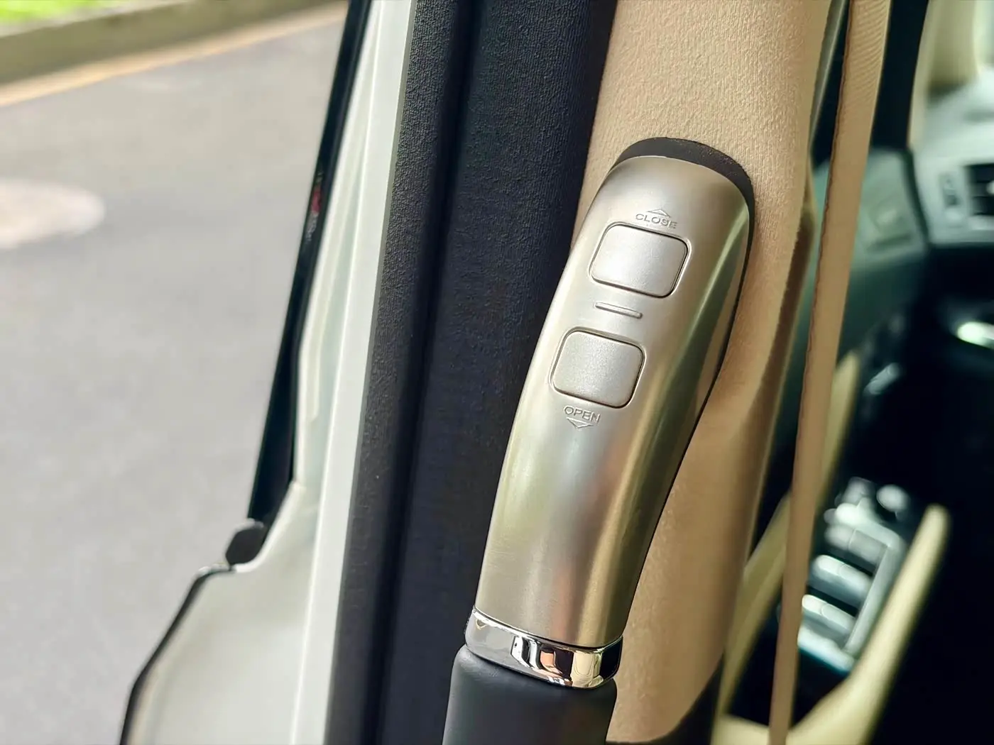 Toyota Alphard 2019 — Фото 17/20