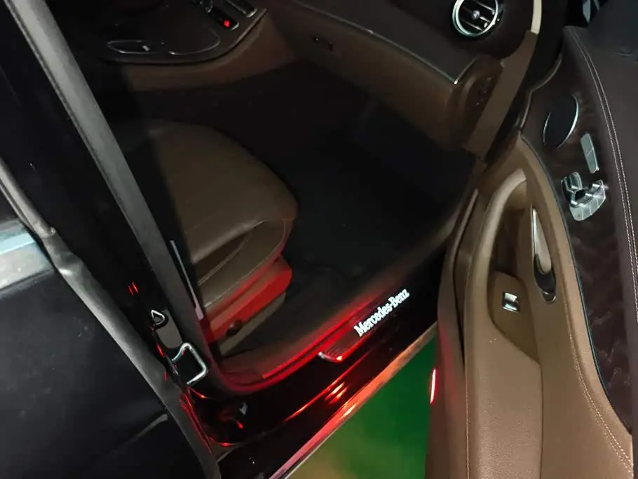 Mercedes-Benz E-Class 2020 — Şəkil 8/16