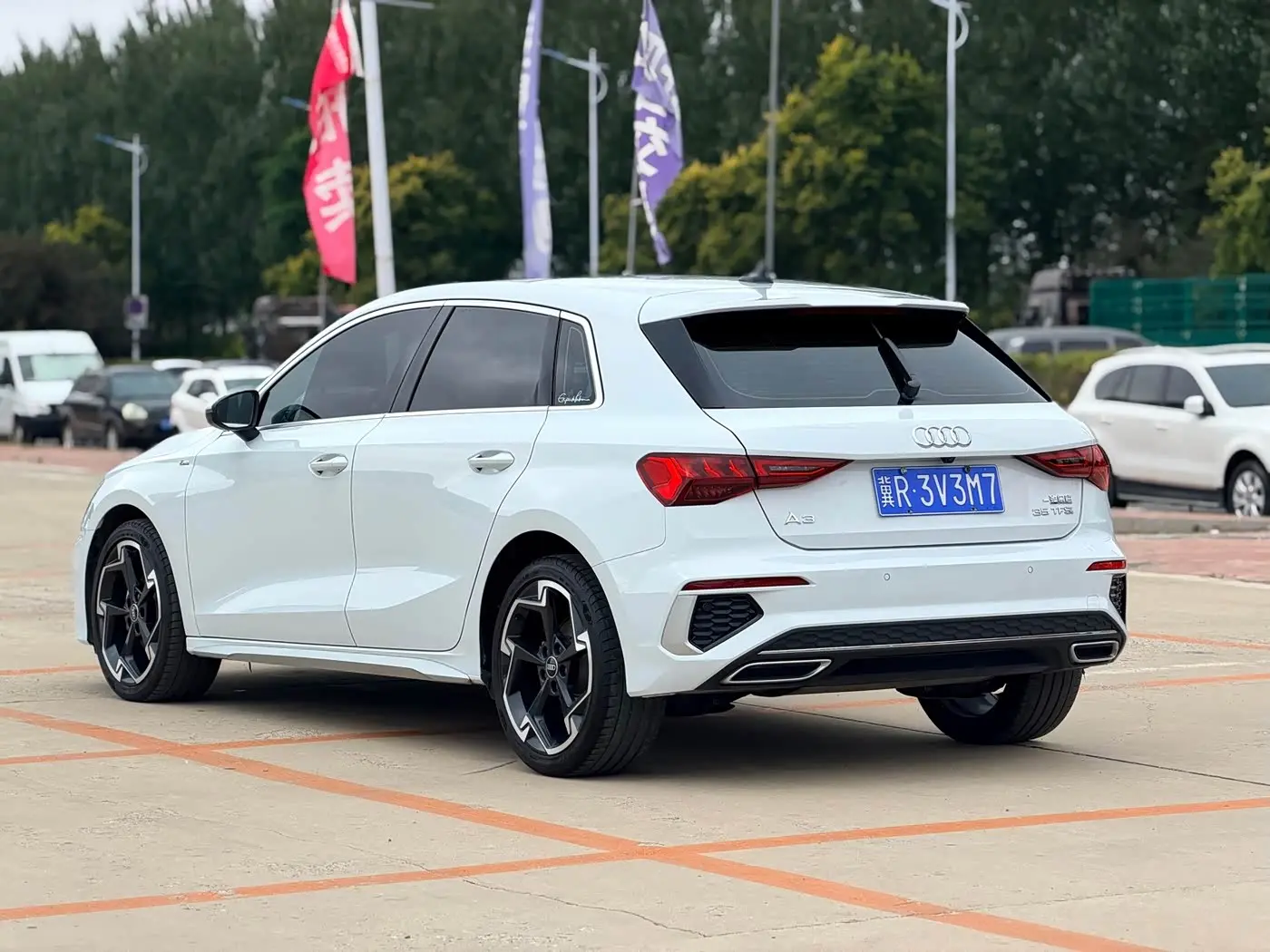 Audi A3 2023 — Photo 5/13