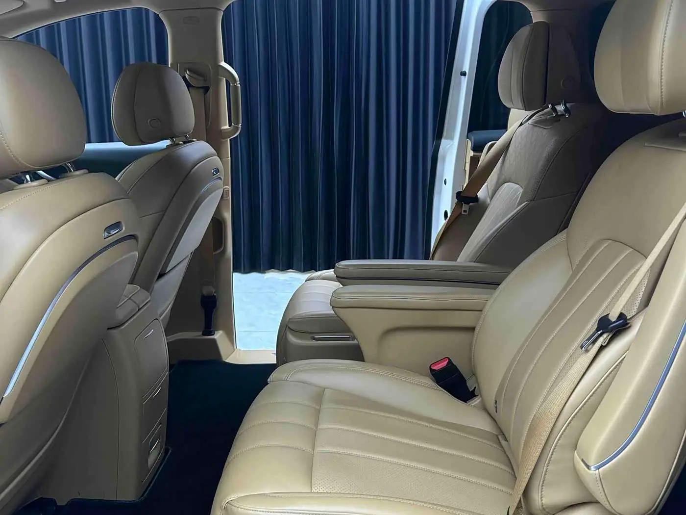 Voyah Auto Voyah Dreamer 2023 — Şəkil 9/20