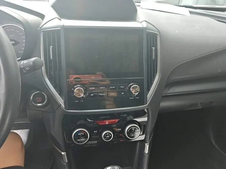 Subaru Forester 2020 — Фото 13/16