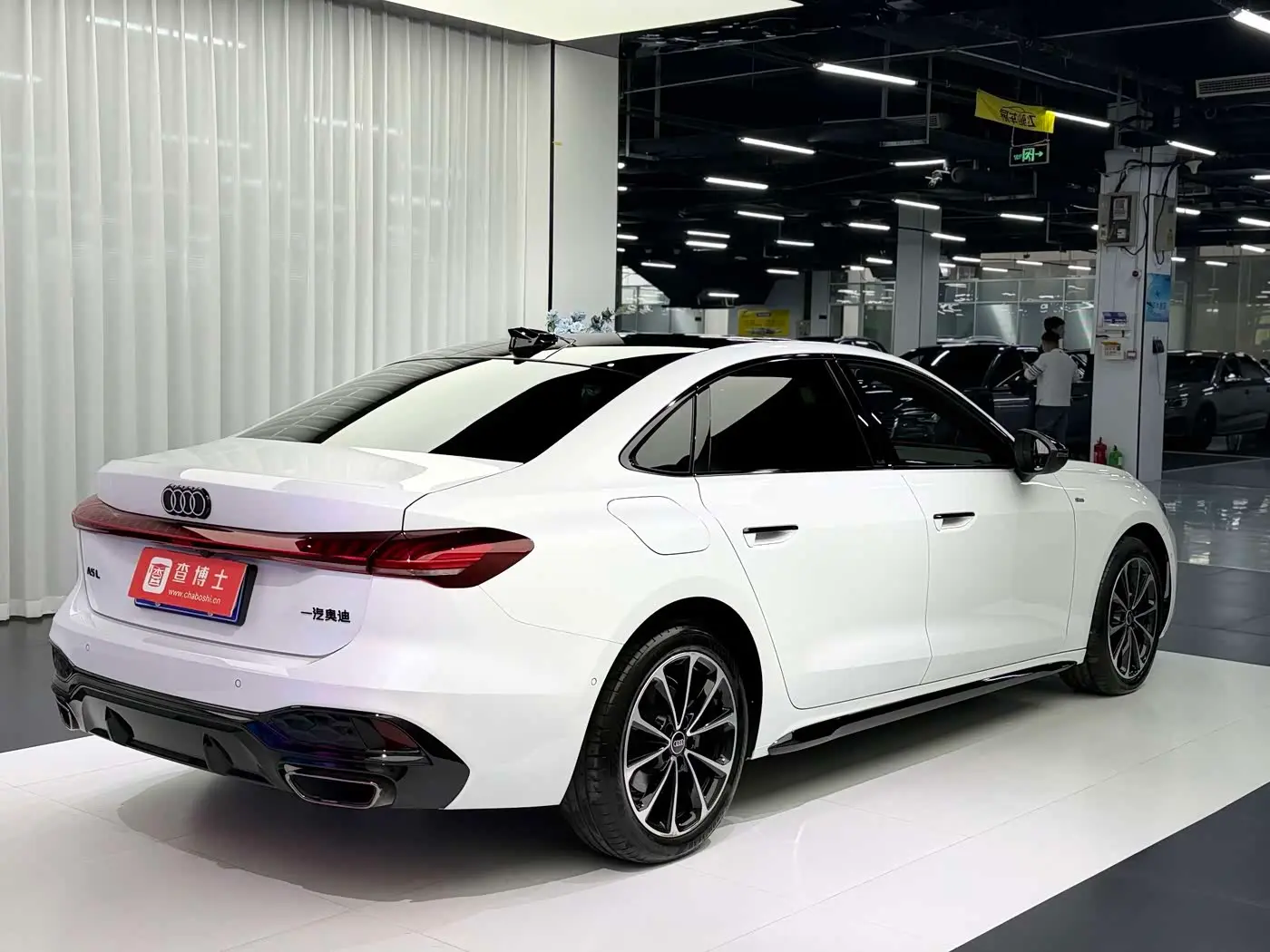 Audi A5L 2025 — Şəkil 9/12
