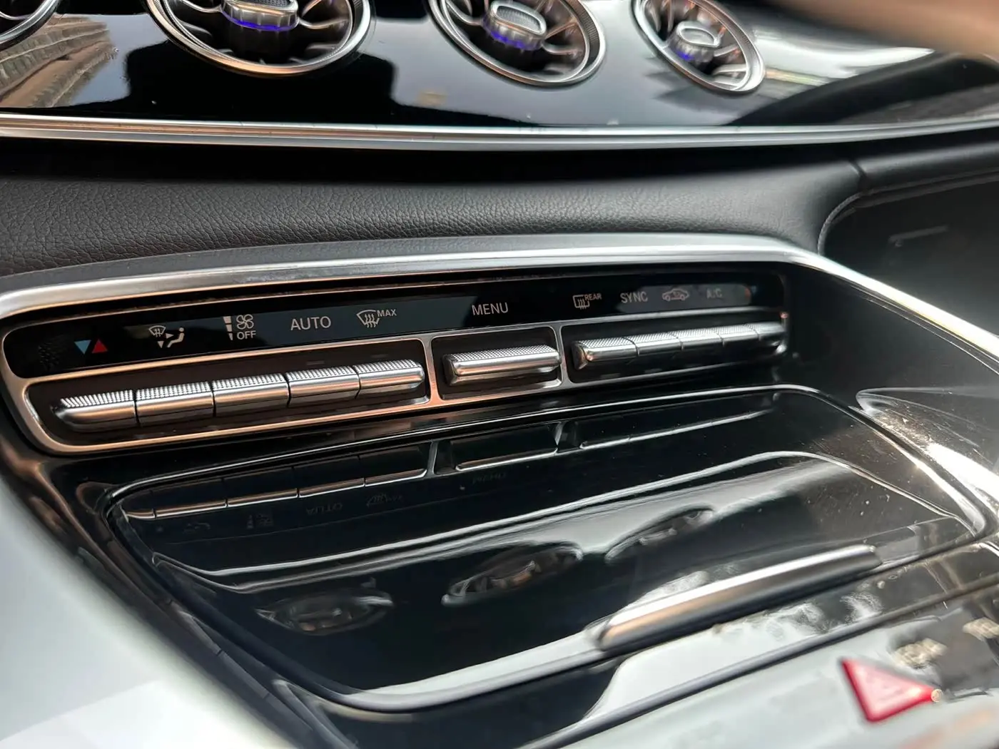 Mercedes-Benz AMG GT 2019 — Фото 11/20