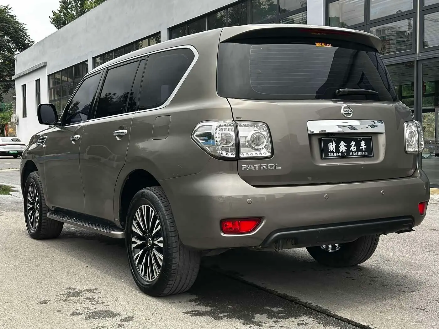 Nissan Patrol 2019 — Şəkil 12/19