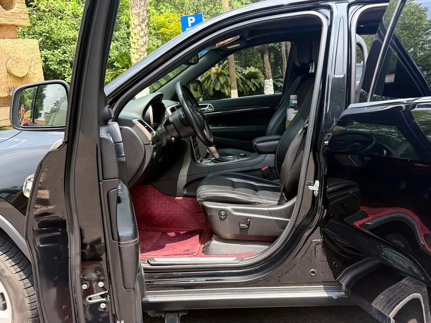 Jeep Grand Cherokee 2019 — Фото 11/20