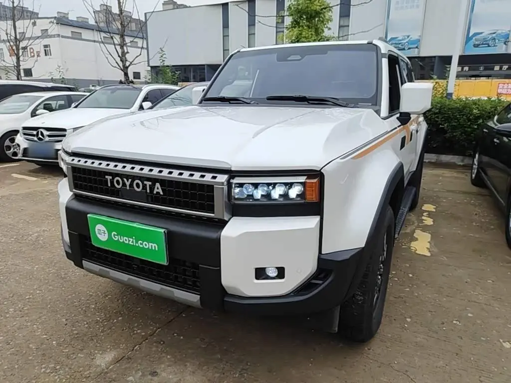 Toyota Prado 2024 — Photo 1/20