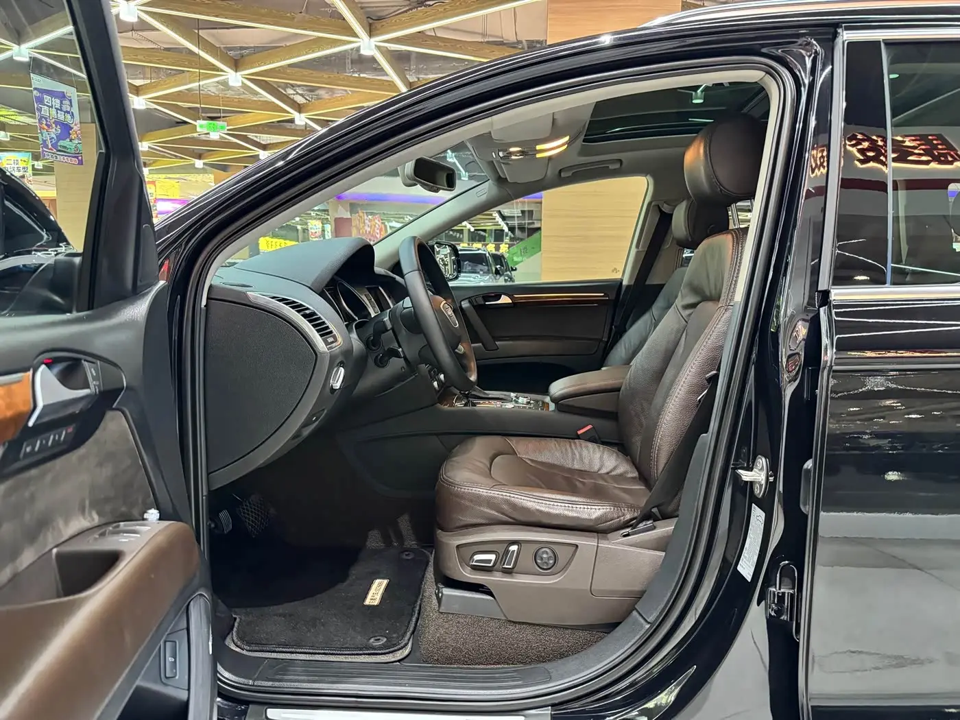 Audi Q7 2014 — ფოტო 10/18