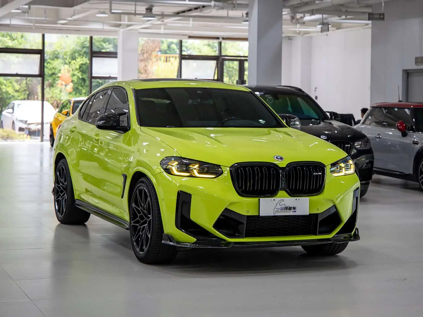 BMW X4 M 2023 — Фото 3/11