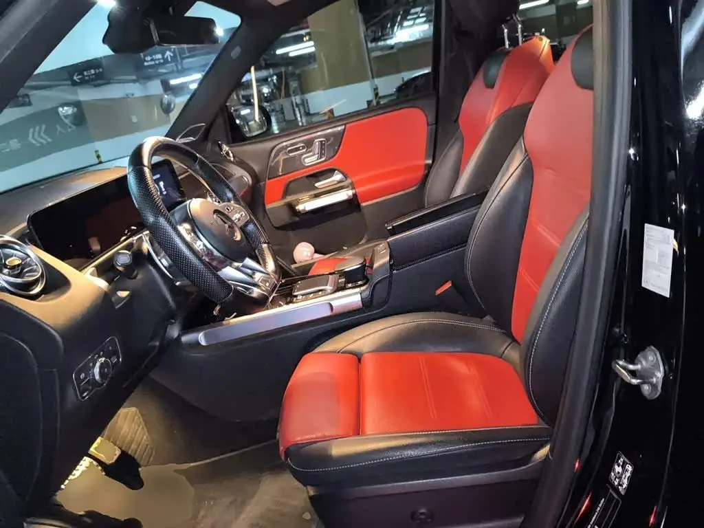 Mercedes-Benz GLB AMG 2021 — Фото 11/20