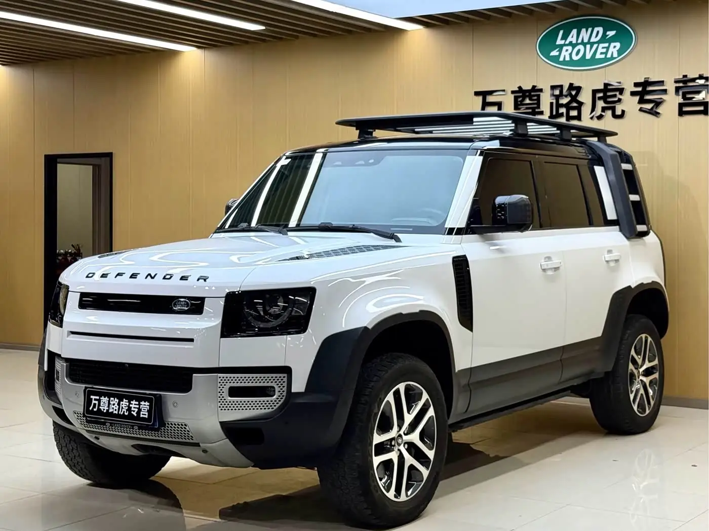 Land Rover Defender, 2022