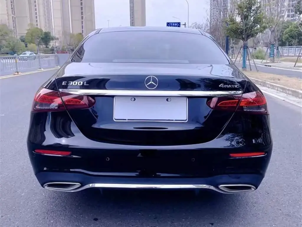 Mercedes-Benz E-Class 2021 — Şəkil 5/9
