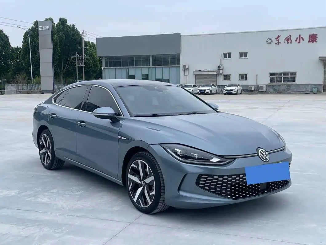 Volkswagen Lamando 2022 — Photo 3/12