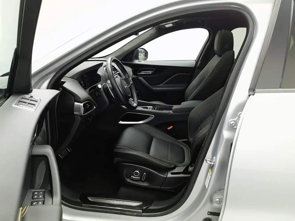 Jaguar F-PACE 2021 — Фото 10/20