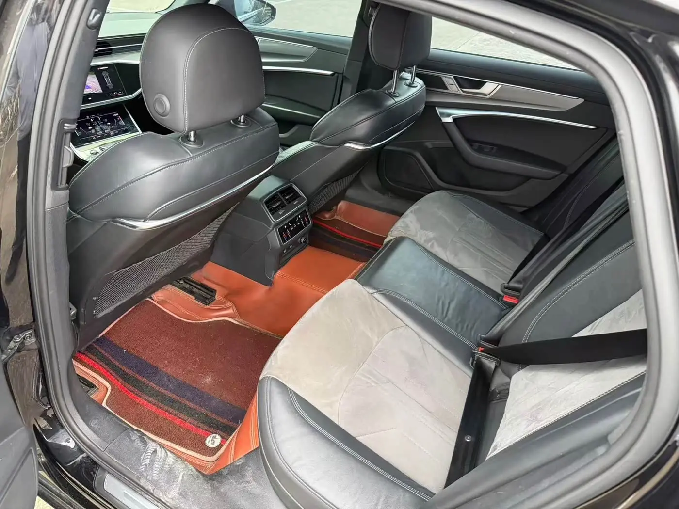 Audi A6L 2023 — ფოტო 9/15